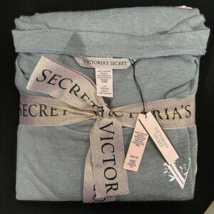 Victoria's Secret Gray and Pink Pajama Set "The Lounger" WOMENS LARGE / L **NWT*